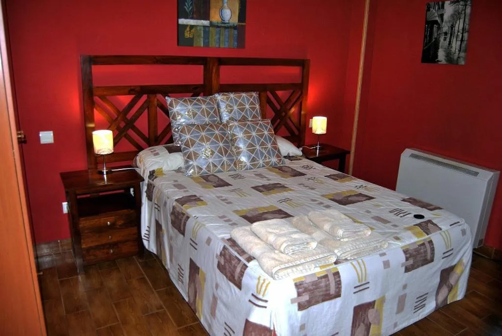 Room, Apartahotel Collarubio, Madrid