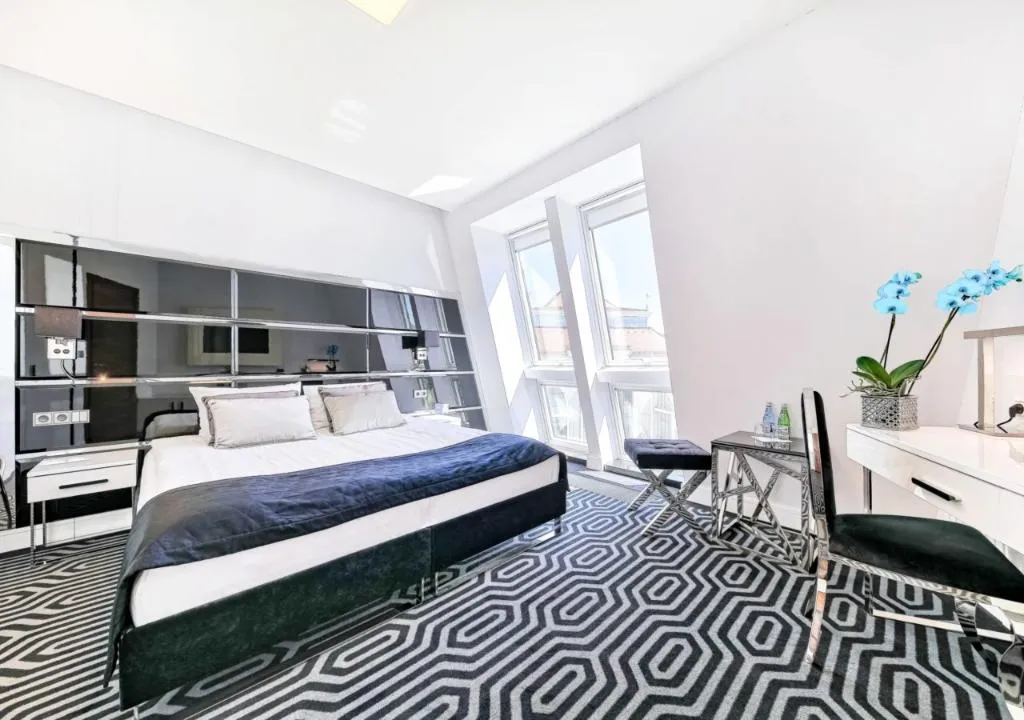 DOUBLE SINGLE USE DELUXE PREMIUM Room, Bayjonn Boutique Hotel, Gdansk