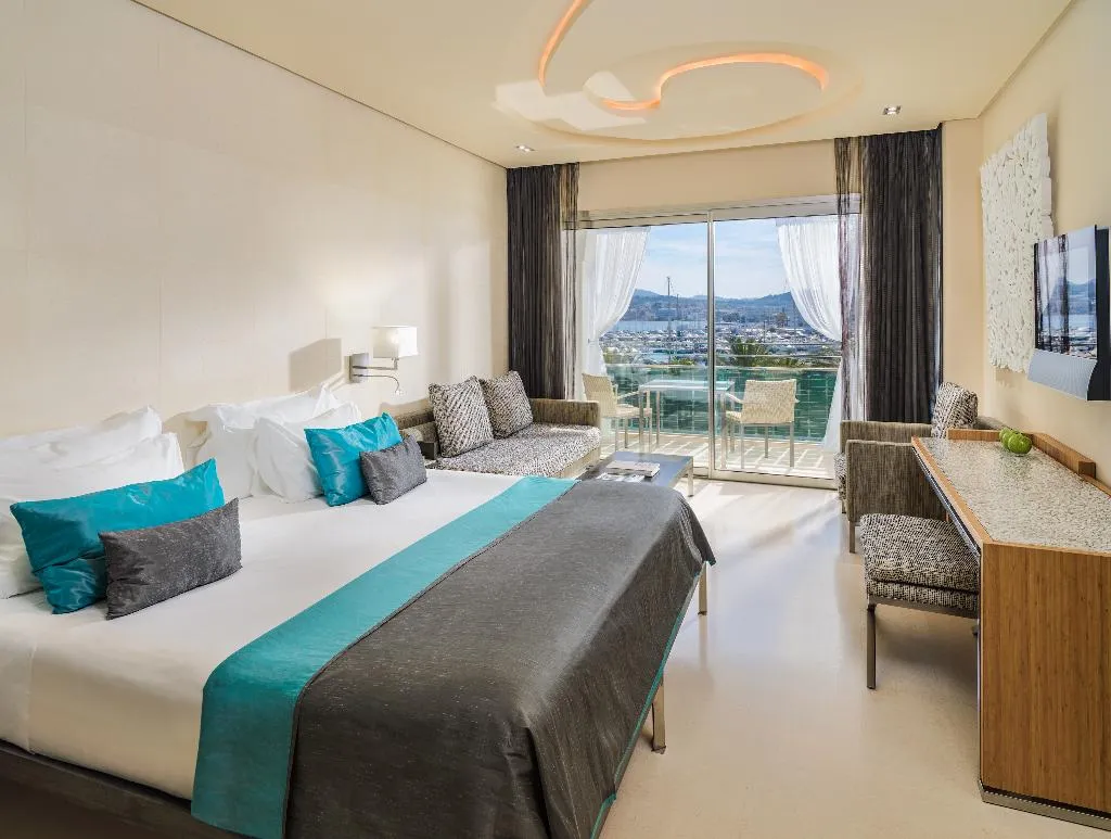 DOUBLE SINGLE USE DELUXE Room, Aguas de Ibiza by NCalma Hotels, Ibiza