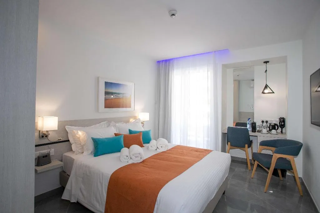 Room QUEEN SIZE BED Room, Best Western Plus Larco Hotel, Cyprus