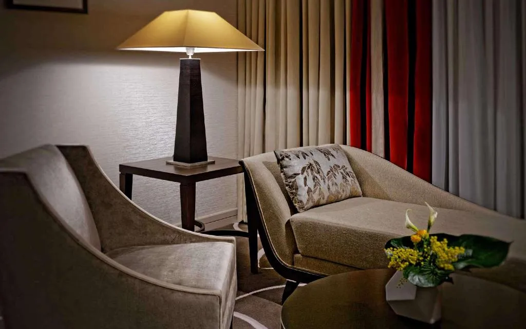 JUNIOR SUITE KING SIZE BED Room, Waldorf Astoria Berlin, Berlin