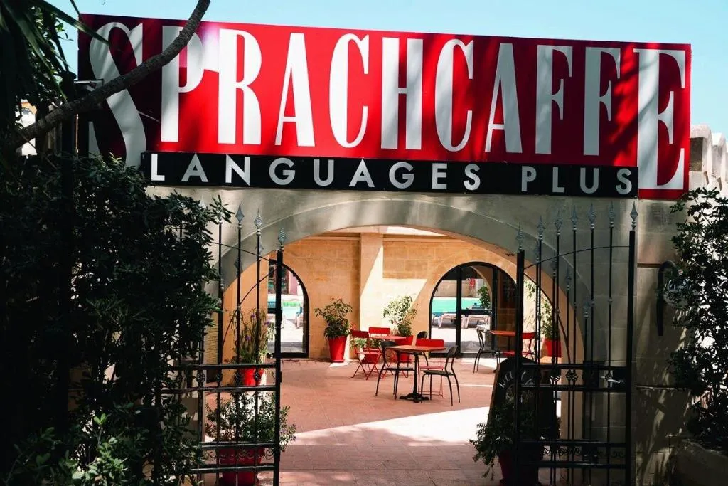 Lobby, Sprachcaffe International Aparthotel Pembroke, Malta
