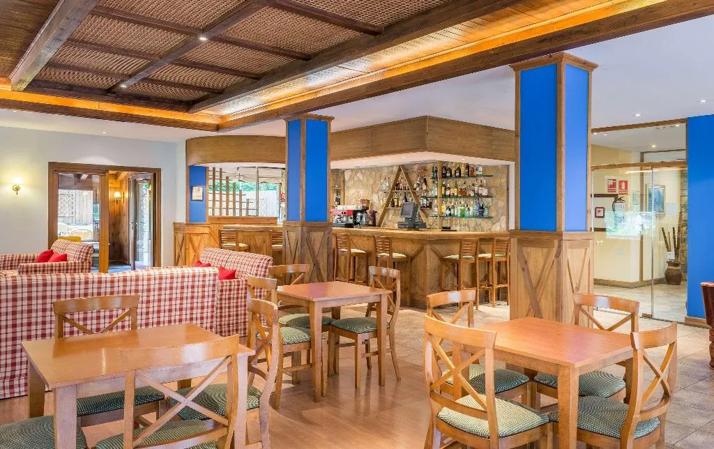 Restaurant, Vielha Val d’Arán Affiliated by Melia, Costa Brava
