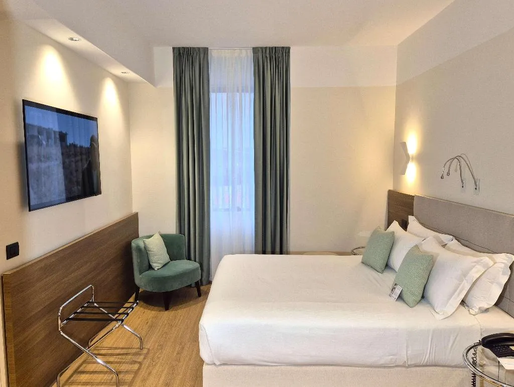 DOUBLE QUEEN SIZE BED Room, Best Western Hotel City, Milan