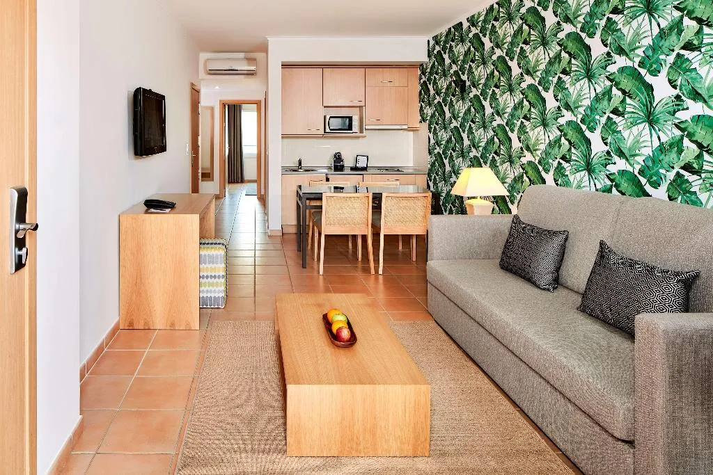 APARTMENT TWO BEDROOMS Room, NH Marina Portimão Resort, Algarve