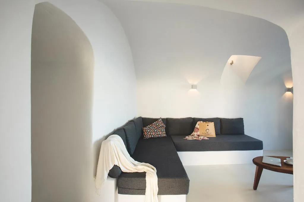 SUITE SUPERIOR Room, Remezzo Villas, Santorini