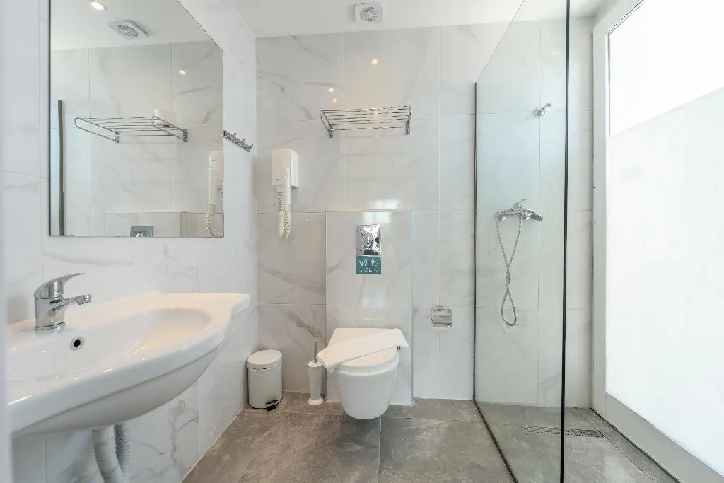 TRIPLE CAPACITY 3 Room, Arte, Rhodes