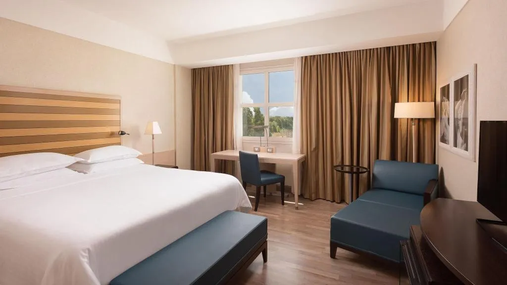 Room, Sheraton Parco de' Medici Rome Hotel, Rome