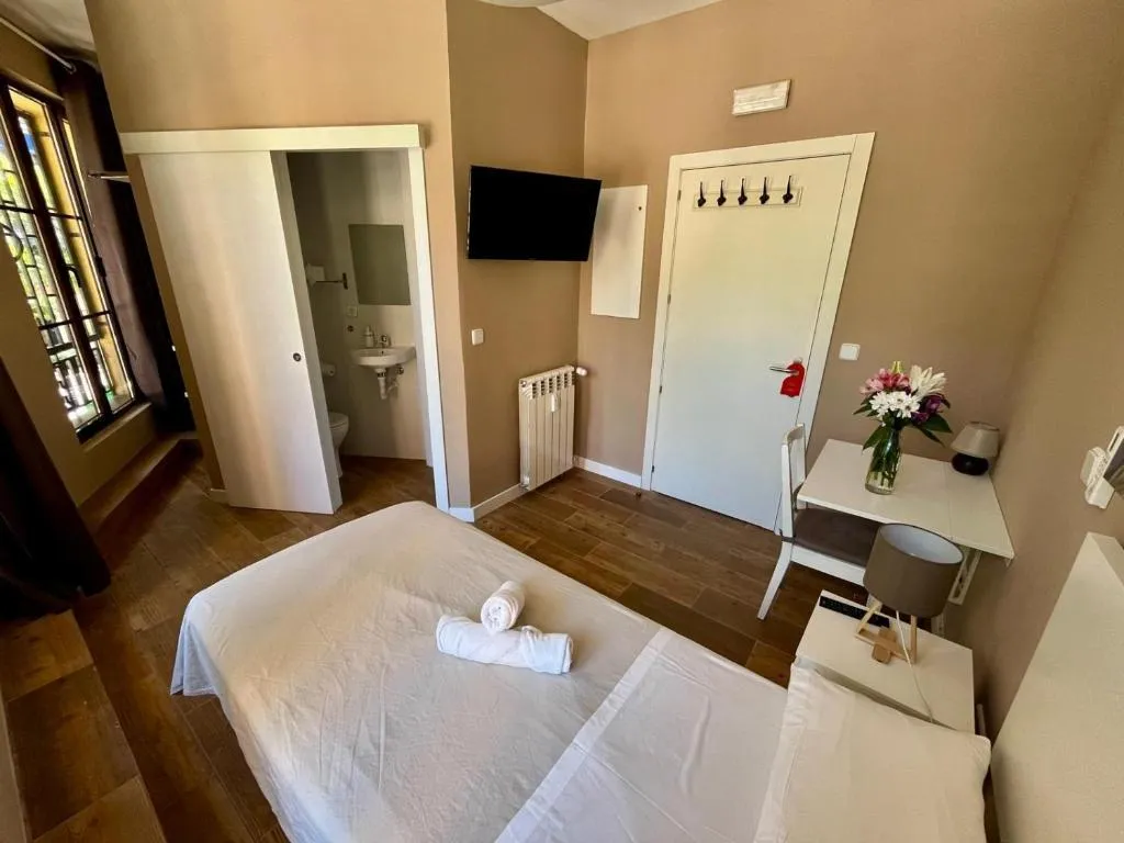 SINGLE STANDARD Room, El Palacete De La Almudayna, Madrid