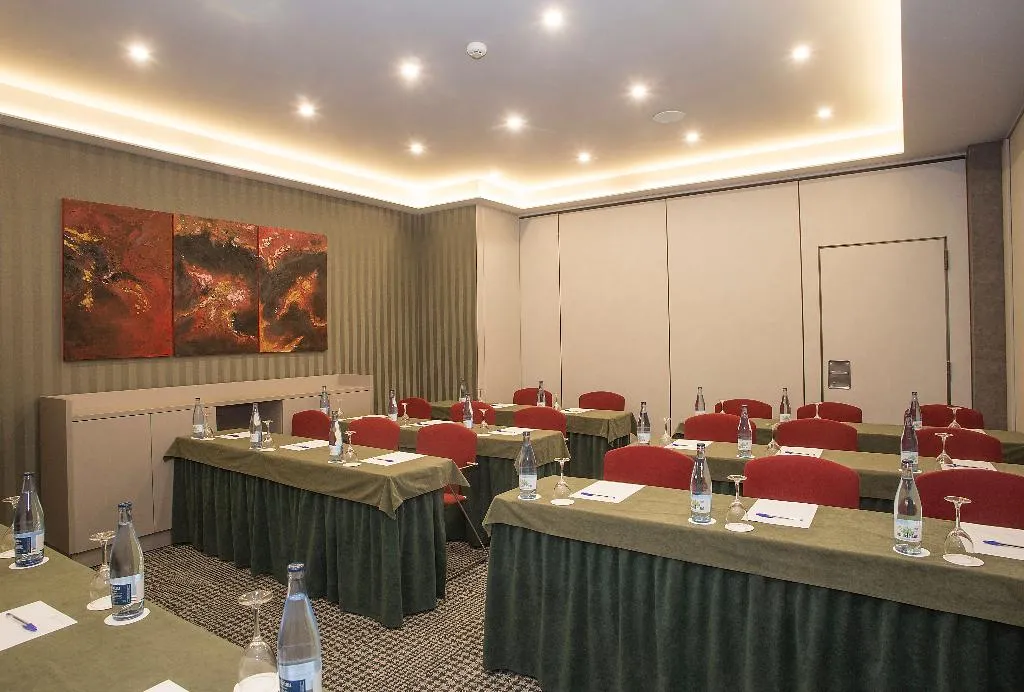 Conferences, America Sevilla, Seville