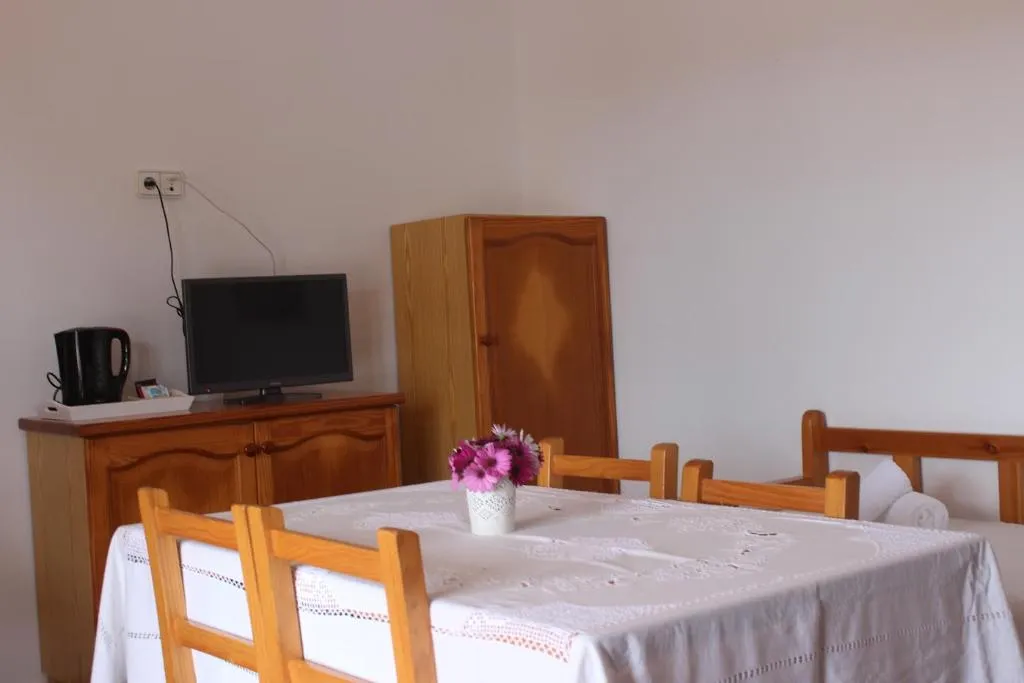 Lobby, Viviendas Ferrer, Ibiza