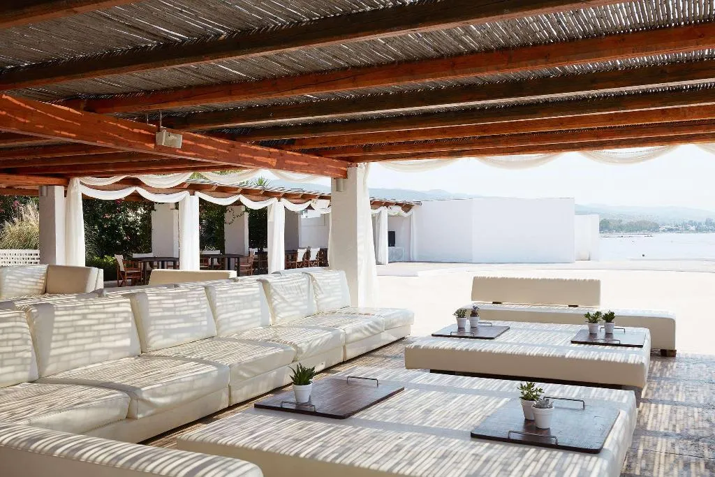 Bar, Hydra Beach Resort, Athens