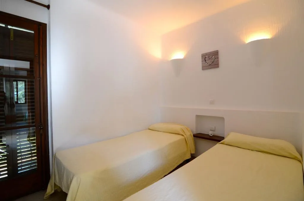 APARTMENT THREE BEDROOMS Room, Piverd Golf, Costa Brava