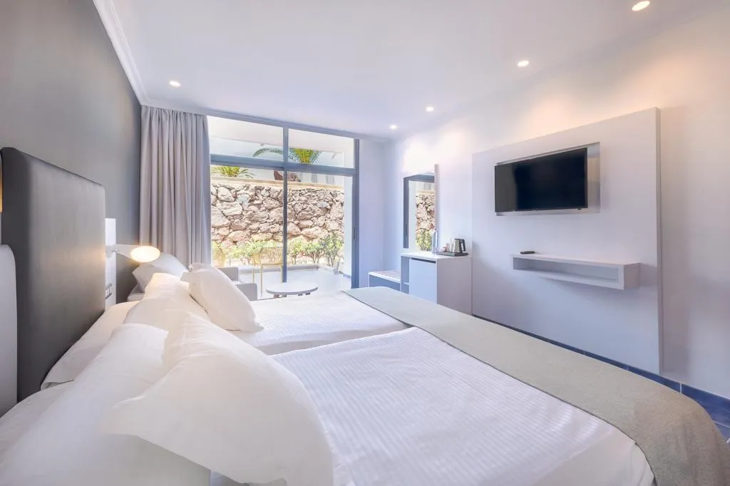 DOUBLE STANDARD Room, Hotel LIVVO Mirador Papagayo, Lanzarote