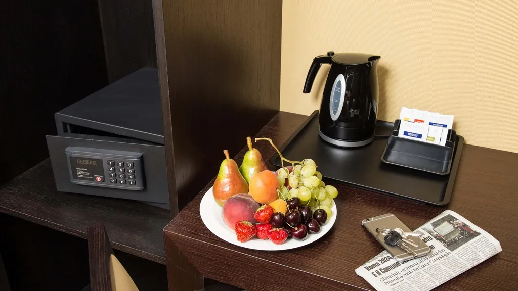 DOUBLE DELUXE Room, Monti Palace Hotel, Rome