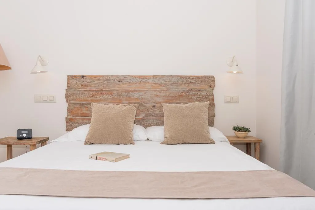 JUNIOR SUITE STANDARD Room, Hotel Boutique Elvira Plaza, Seville