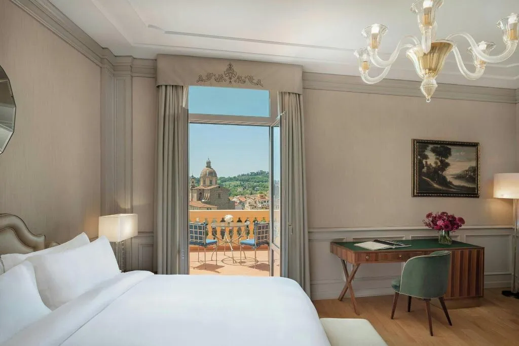 SUITE Presidential Room, The Westin Excelsior, Florence