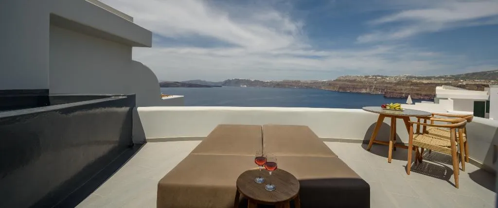 SUITE PREMIUM SEA VIEW Room, Neptune Luxury Spa Suites, Santorini
