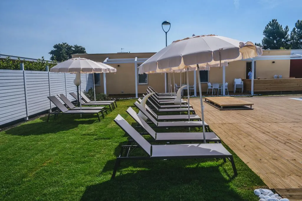 Pool, Resort & Winery Bosco De Medici, Naples