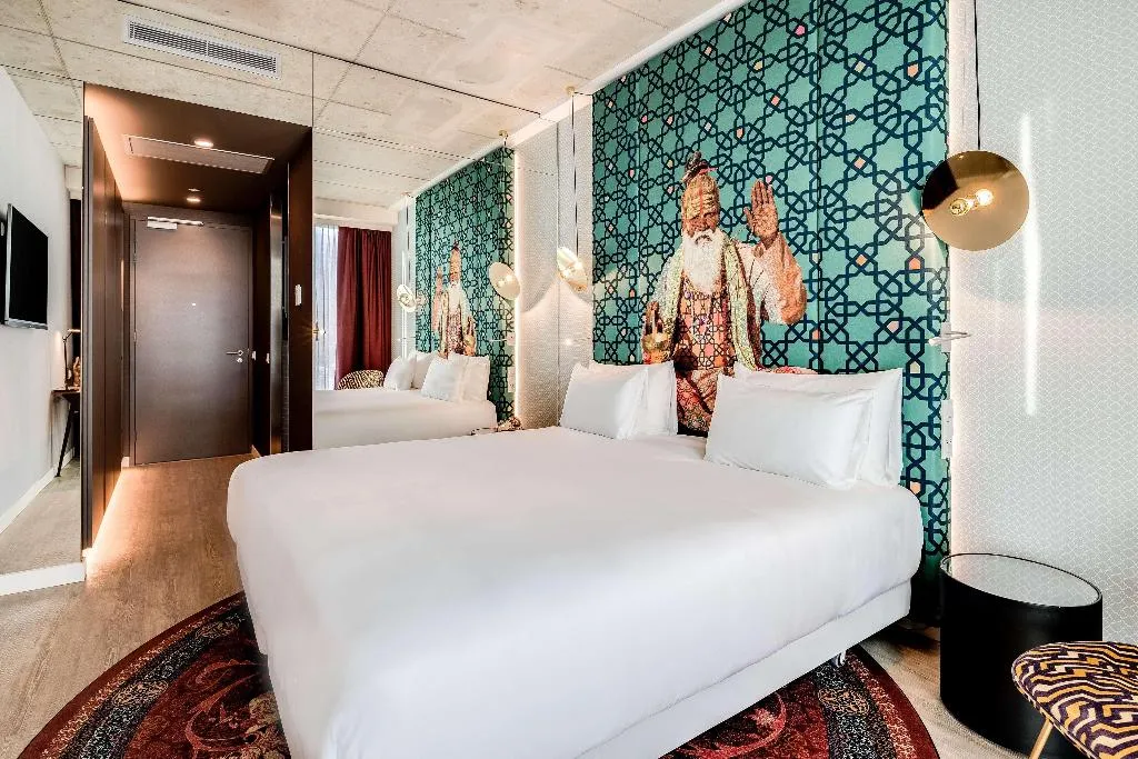 DOUBLE SUPERIOR WITH VIEWS Room, nhow Amsterdam RAI, Amsterdam