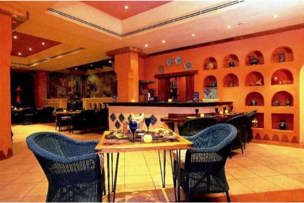 Restaurant, Le Meridien Pyramids, Cairo