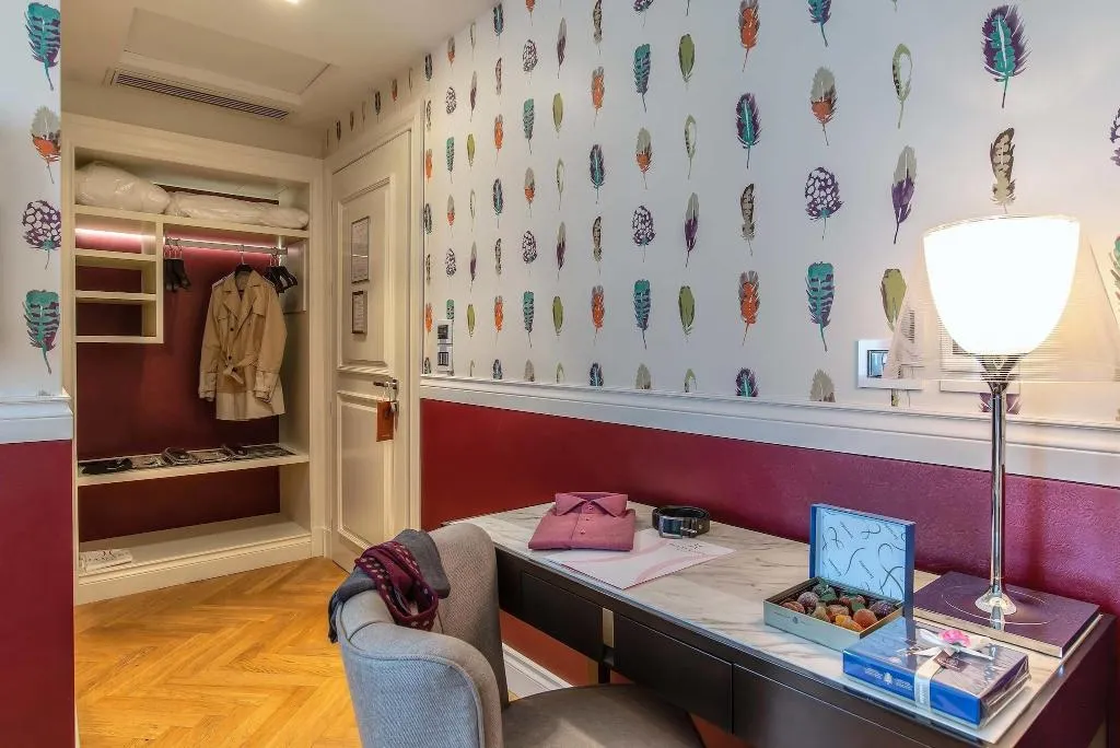 DOUBLE SUPERIOR QUEEN BED Room, Damaso Hotel, Rome