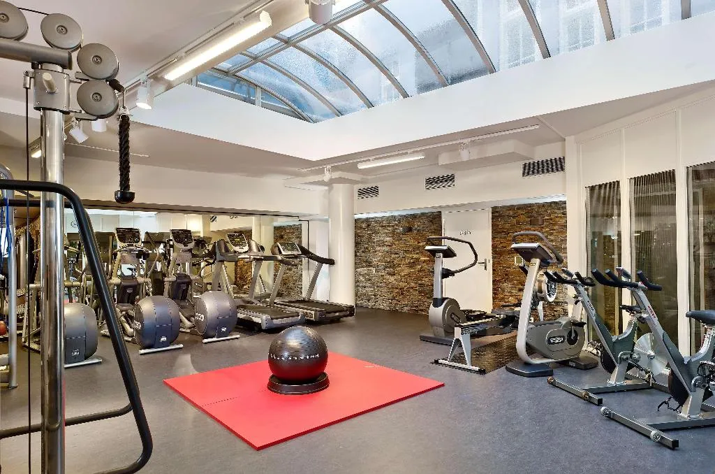 Sports and Entertainment, Park Plaza Victoria Amsterdam, Amsterdam