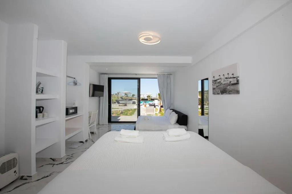 Room, Bianco A Nero, Mykonos