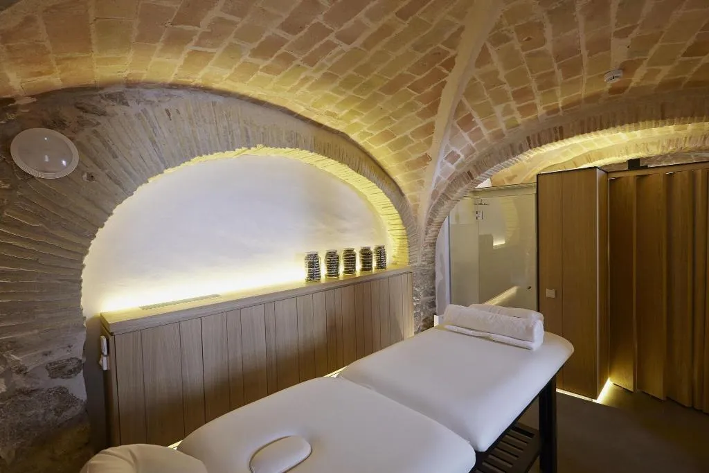 Sports and Entertainment, Hotel Mas Lazuli, Costa Brava