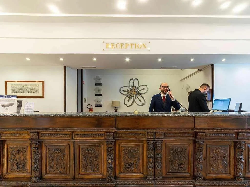 Lobby, Sakura Hotel, Naples