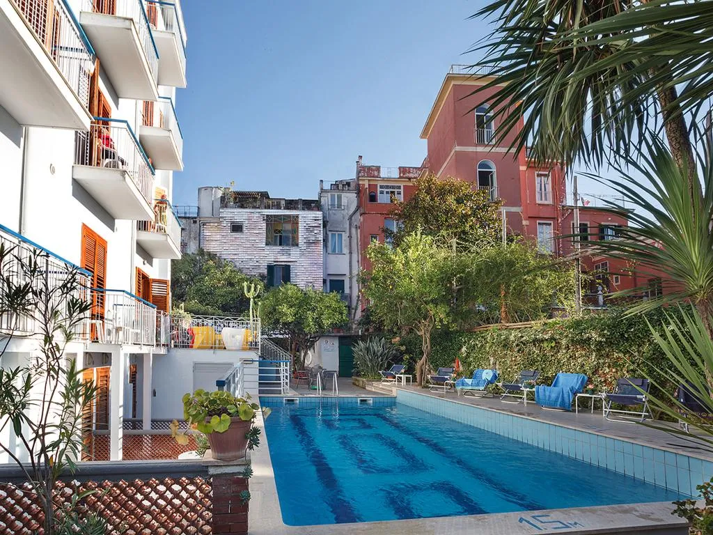 Pool, Club Sorrento, Naples