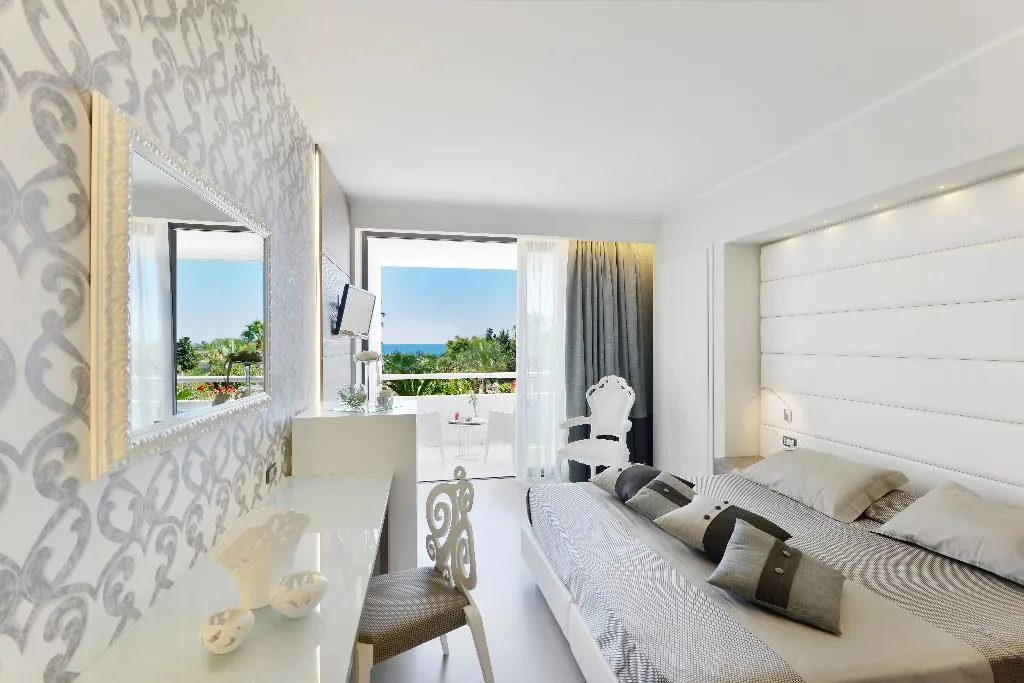 Room, Mec Paestum Hotel, Naples