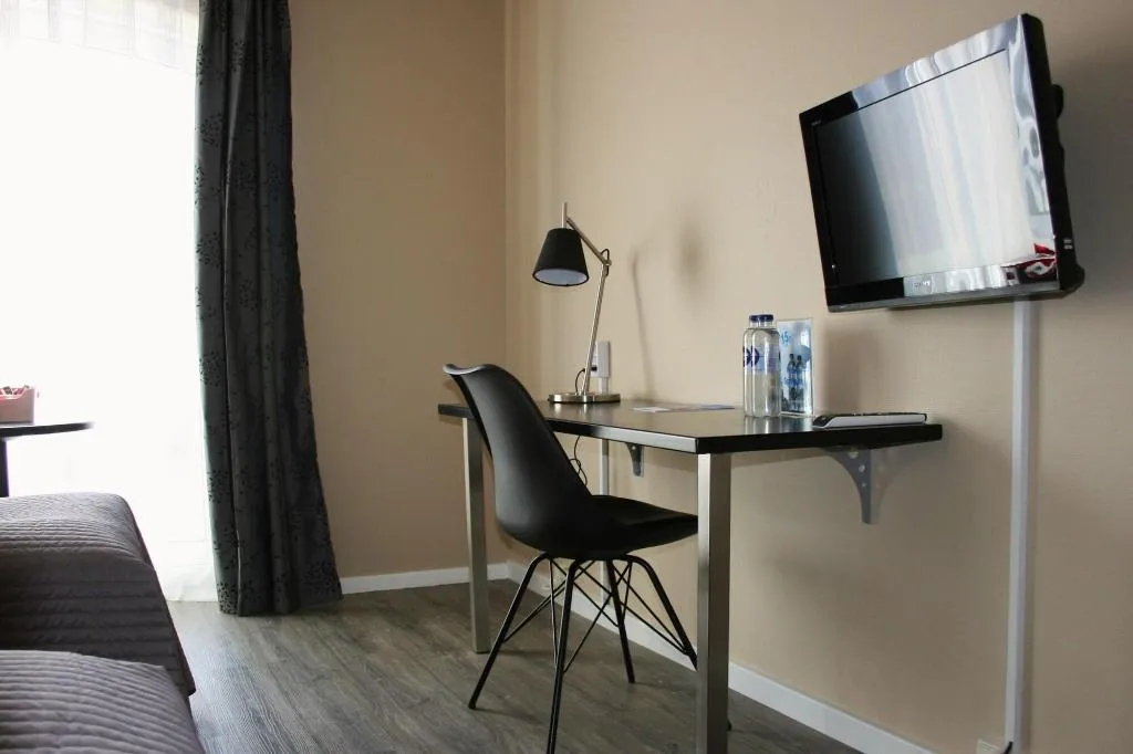 Room, Taastrup Park Hotel, Copenhagen