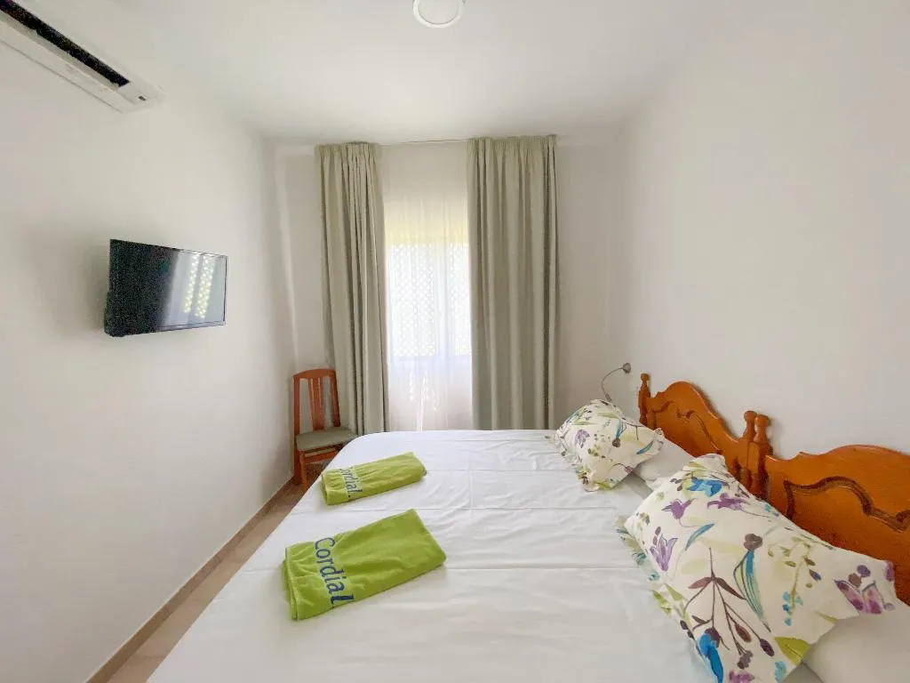 BUNGALOW TWO BEDROOMS Room, Bungalows Cordial Biarritz, Gran Canaria