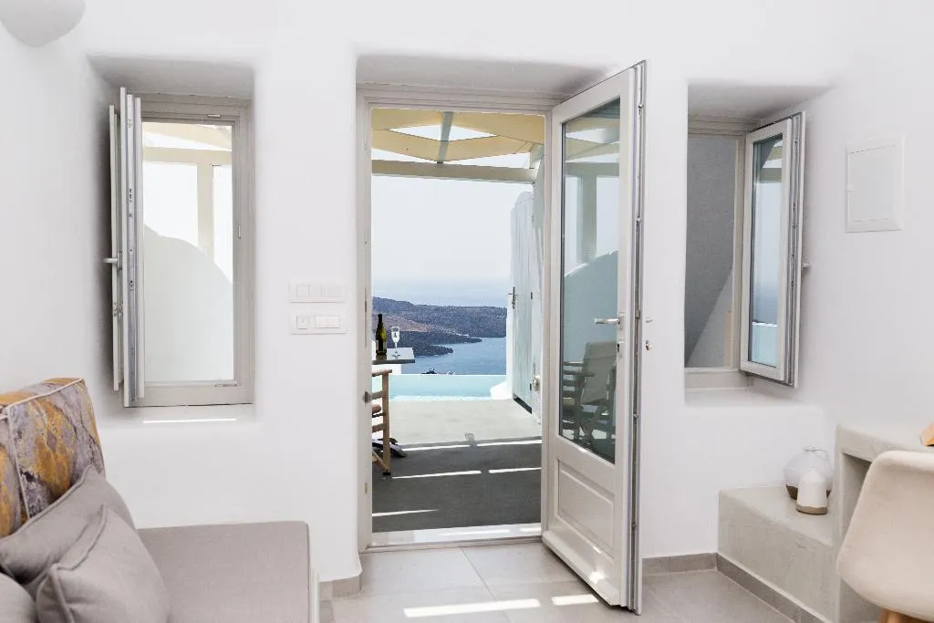 SUITE STANDARD Room, Adamant Suites, Santorini