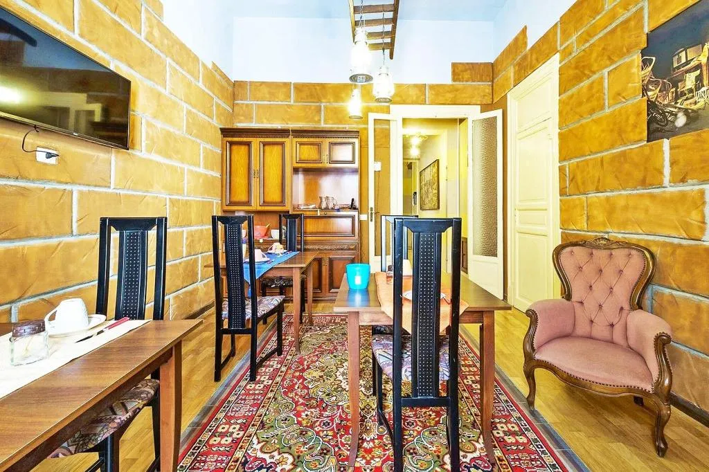 Restaurant, Hollywood Inn Palermo Rooms, Palermo