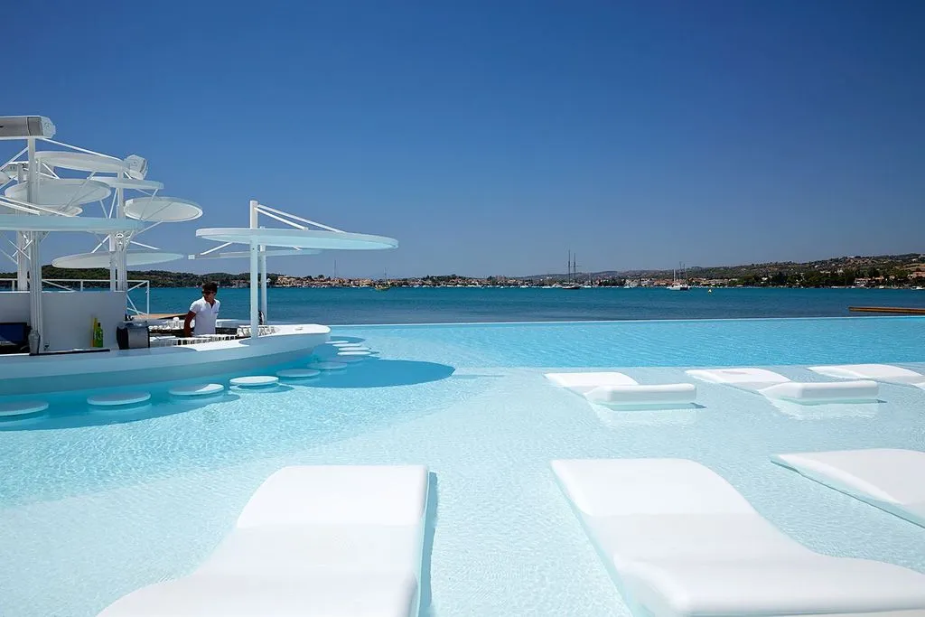 Bar, Nikki Beach Resort & Spa Porto Heli, Athens