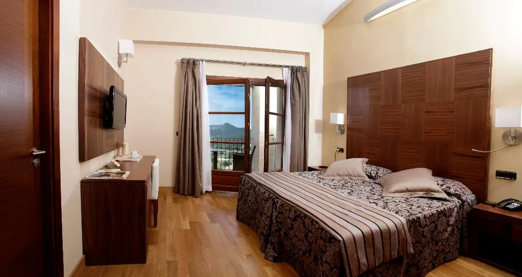 Double or Twin WITH TERRACE Room, reco de Randa, Majorca