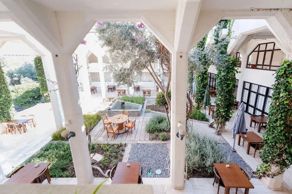 Terrace, Arinnanda, Izmir