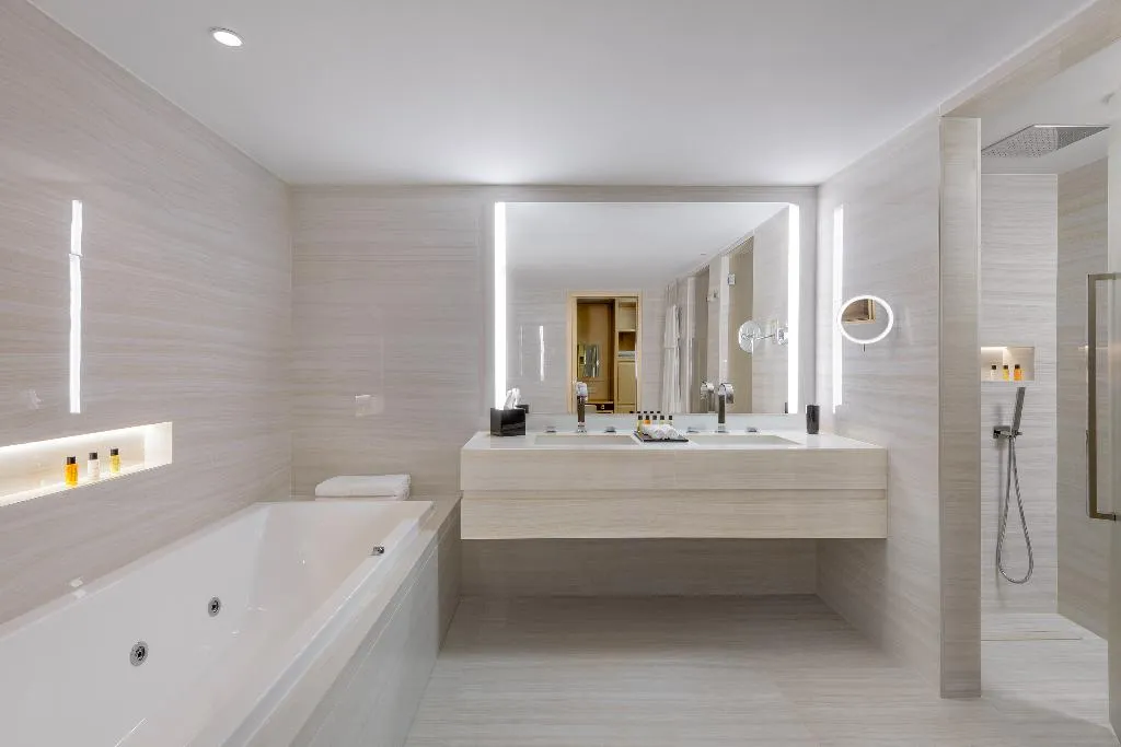 SUITE PREMIER Room, Amarande Hotel, Cyprus