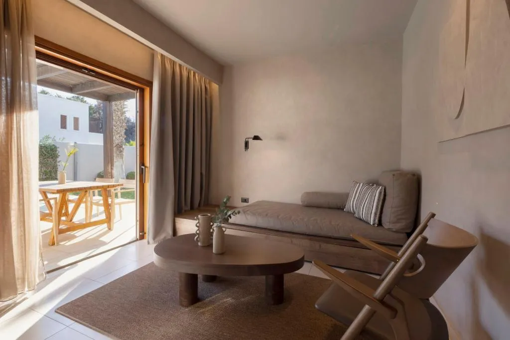 SUITE WITH PRIVATE POOL Room, Aulus Lindos Rhodes, Curio Collection by Hilton, Rhodes