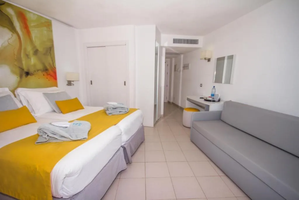 Double or Twin SUPERIOR Room, Servatur Waikiki, Gran Canaria