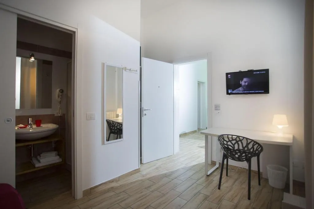 Room, Trapani Home, Palermo