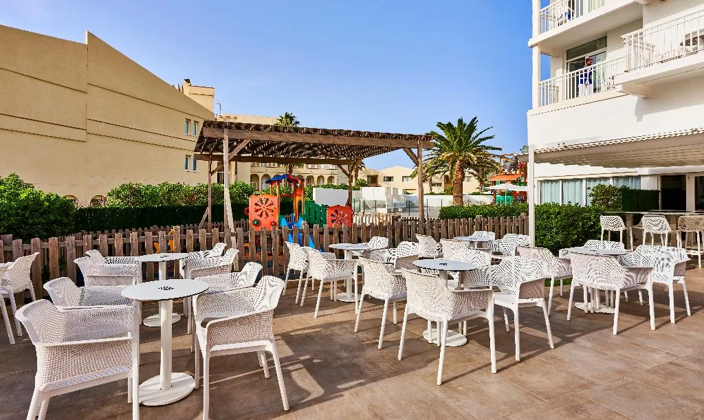 Terrace, Hotel Globales Cala´n Bosch, Menorca