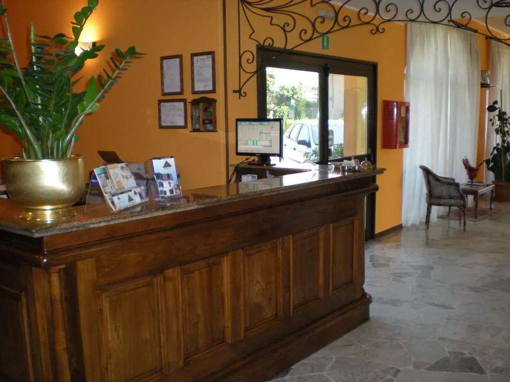 Lobby, Aer Hotel Malpensa, Milan