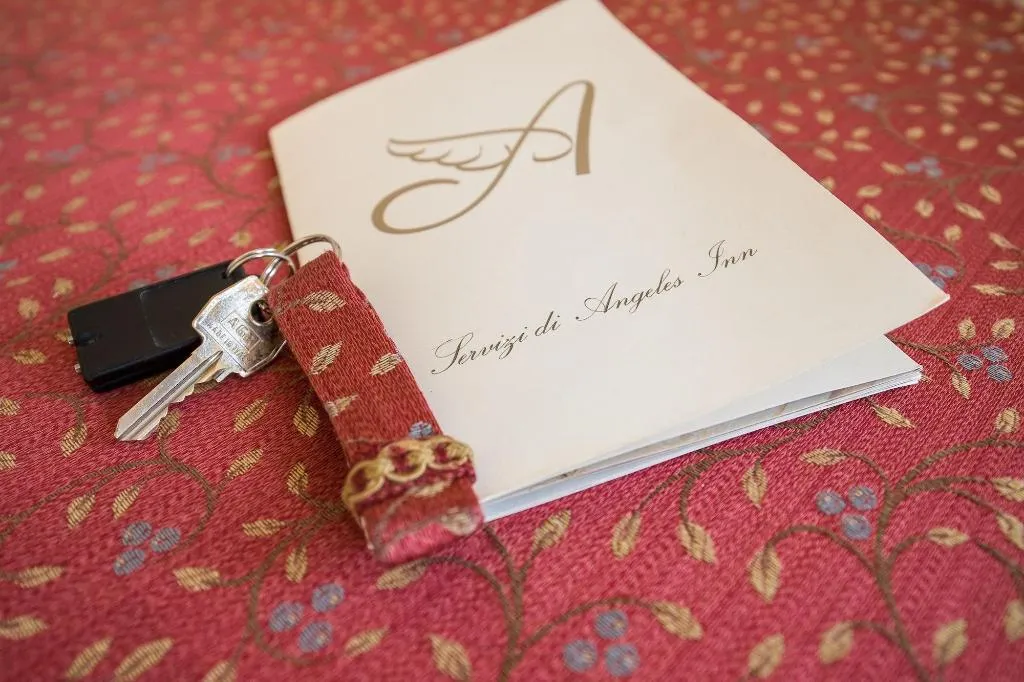 Room, Angeles Inn, Venice