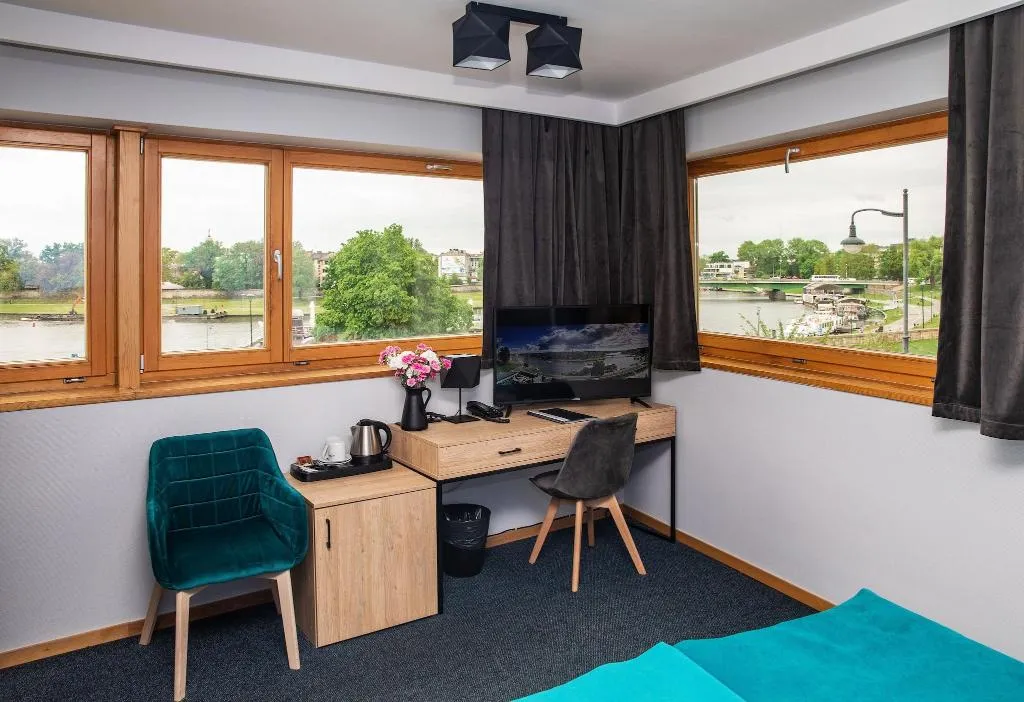 DOUBLE SUPERIOR WITH VIEWS Room, Pod Wawelem Hotel, Krakow
