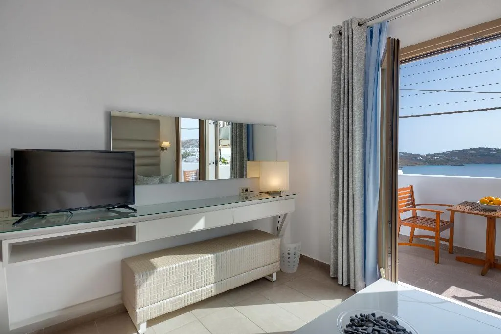 JUNIOR SUITE SEA VIEW Room, Lithos by Spyros & Flora, Mykonos