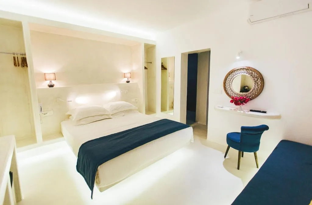 Room, Edem Luxury Hotel, Santorini