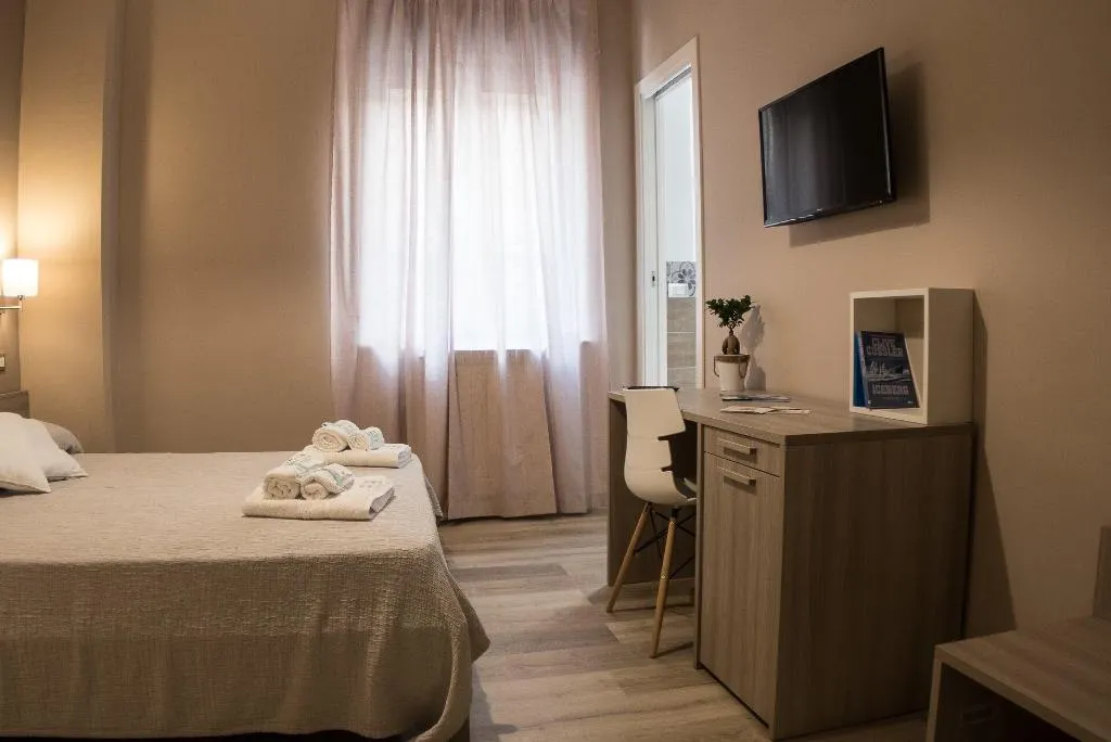 Room, Bagnasco 18, Palermo